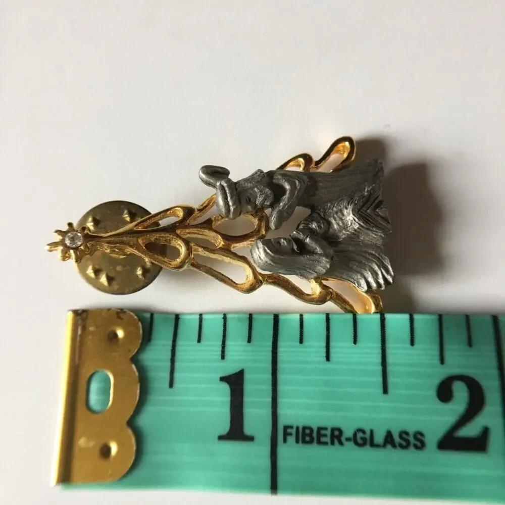 Nativity pin, precious Baby Jesus Christmas tree nativity pin